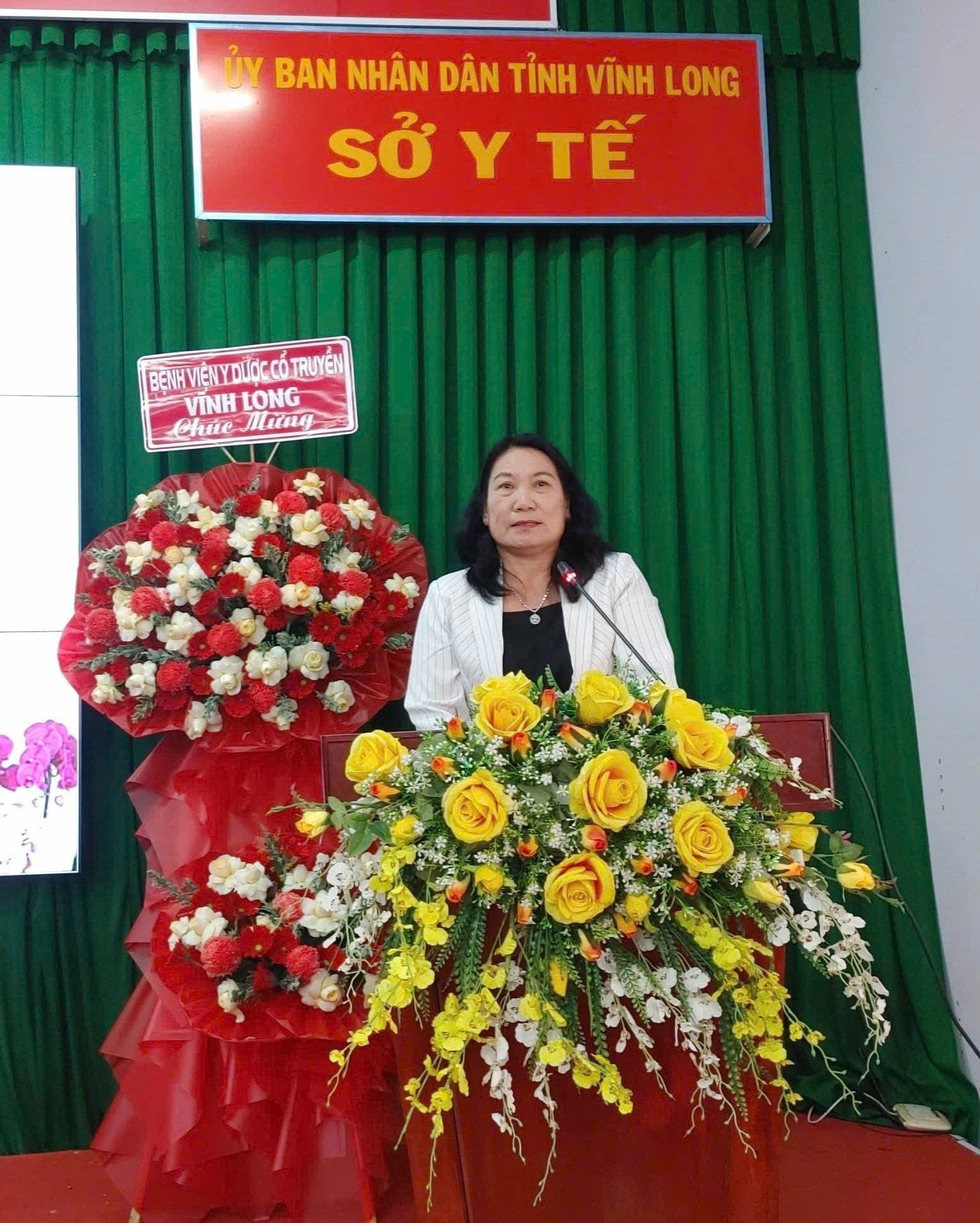 Hội nghị tổng kết ngành Y tế Vĩnh Long 