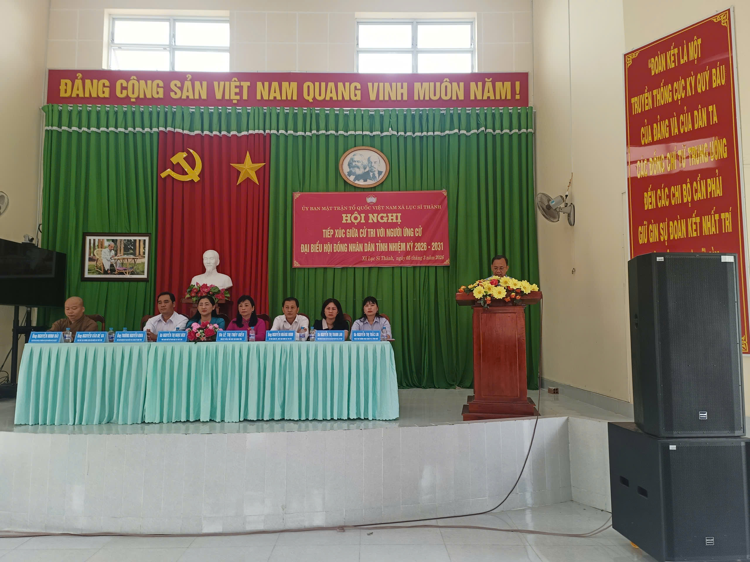 Uỷ ban Mặt trận Tổ quốc Việt Nam và các đoàn thể xã Lục Sĩ Thành tích cực tuyên truyền công tác bầu cử
