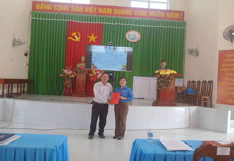 Xã Lục Sĩ Thành: công bố các Quyết định Đoàn-Hội sau sáp nhập xã