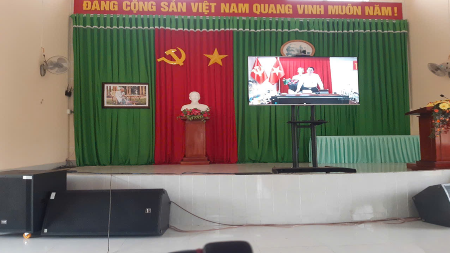 UBND tỉnh làm việc với Trung tâm Phục vụ hành chính công tỉnh và Tổ hỗ trợ nghiệp vụ kiểm soát thủ tục hành chính, hỗ trợ Trung tâm Phục vụ hành chính công cấp xã trên địa bàn tỉnh