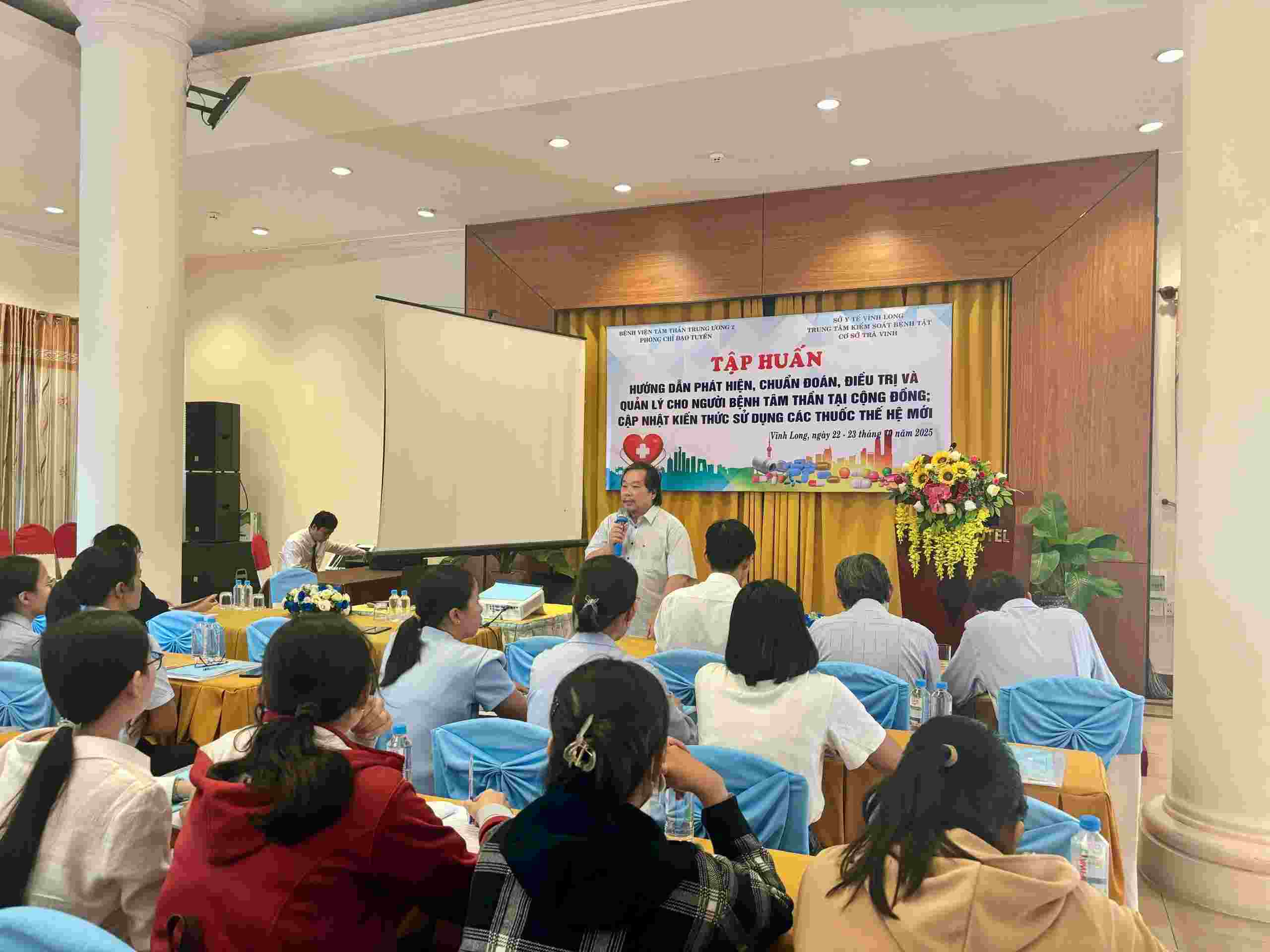  Vĩnh Long: tập huấn chuyên môn về bảo vệ sức khỏe tâm thần cộng đồng 
